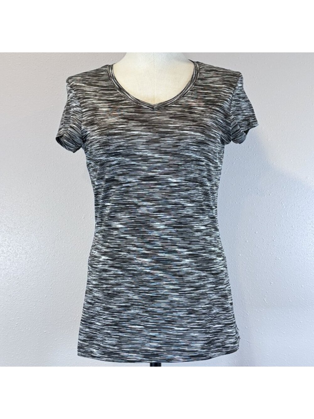 Energy Zone Speed-Dri Activewear T-Shirt Womens Small Black Gray Striped V-Neck